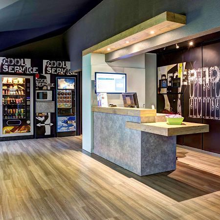 Ibis Budget Caen Herouville Bagian luar foto