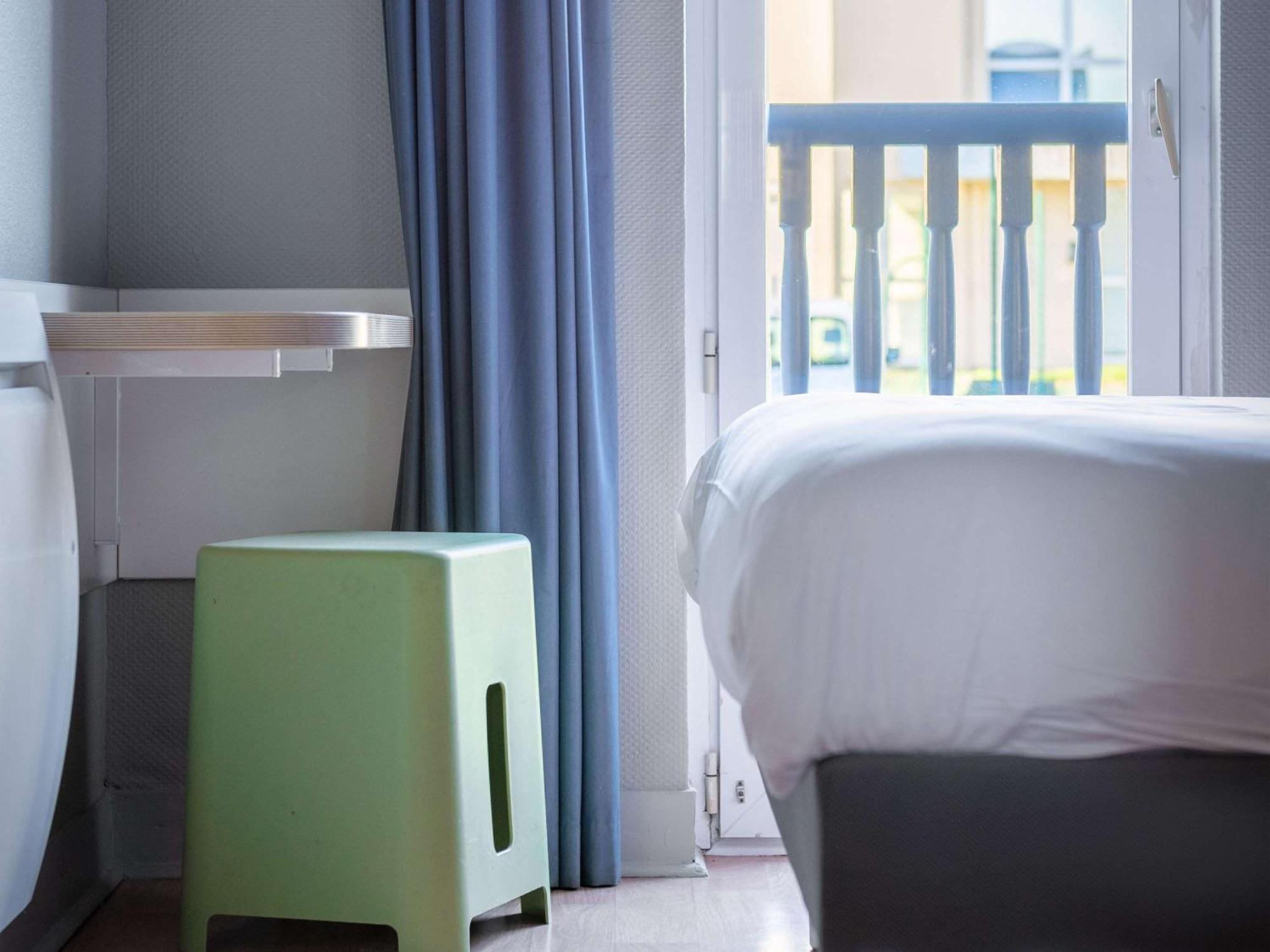 Ibis Budget Caen Herouville Bagian luar foto